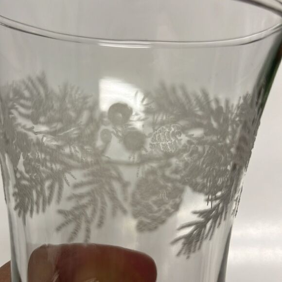 Metal Vintage Candlestick Holder Glass Etched Votive with Christmas Floral Ring - Picture 9 of 14
